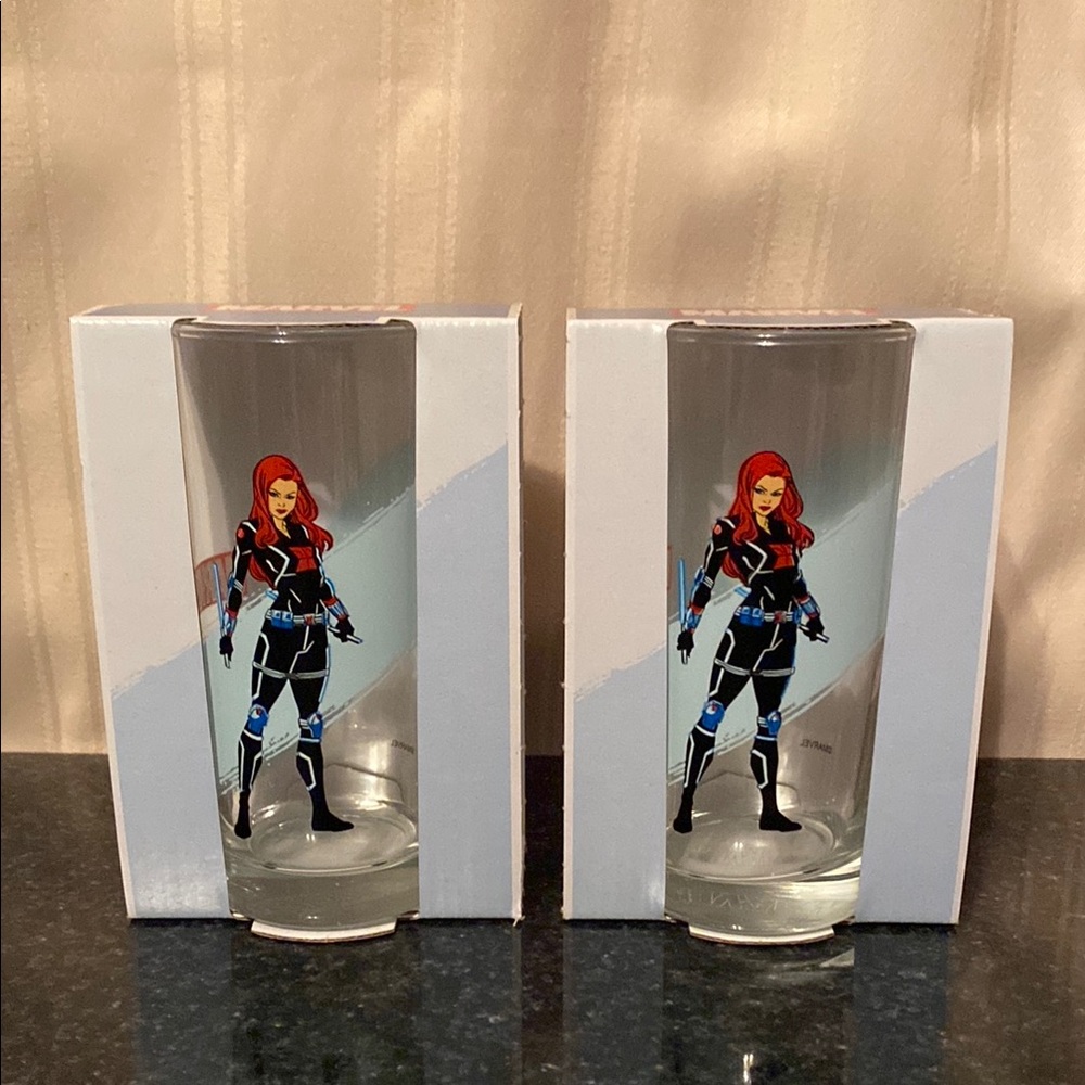 Black Widow Glass Set